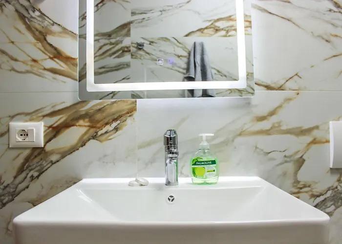 Marine Charm J29 公寓